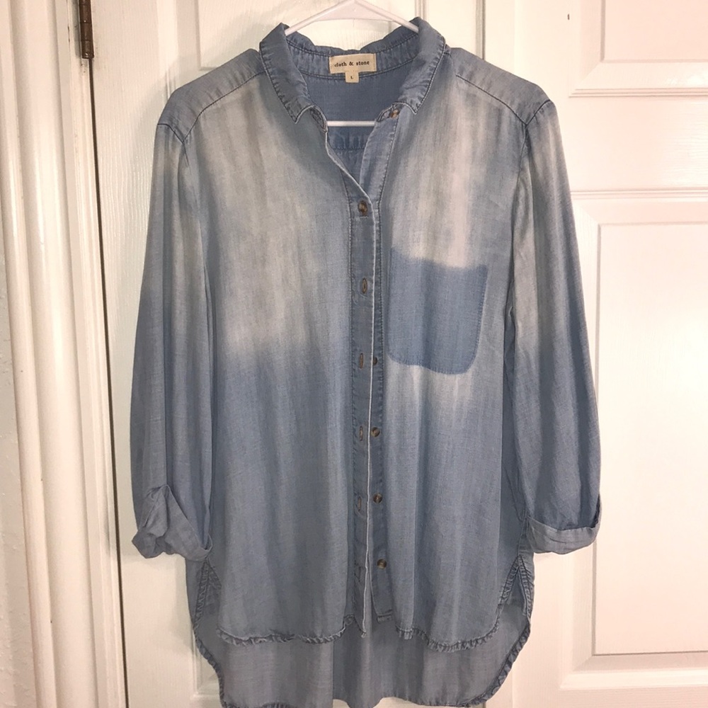 Cloth & Stone Denim Button Down